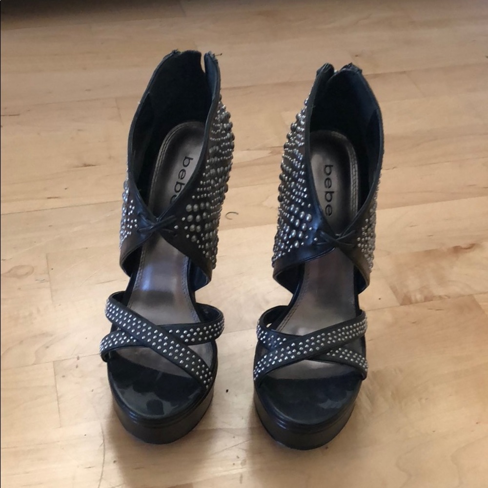 platform heeled sandals - black with silver studs